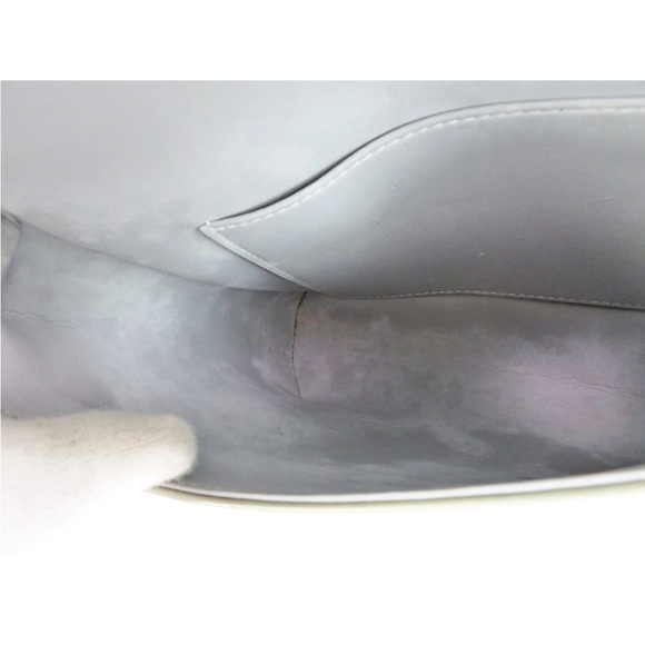 Louis Vuitton Lime Green Crossbody Bag - Picture 11 of 16